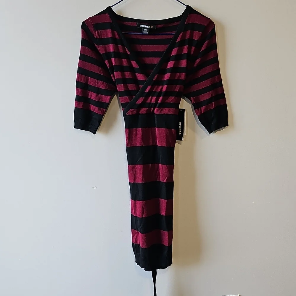 IMPRESS Medium Burgundy and Black Striped Top - Picture 1 of 8